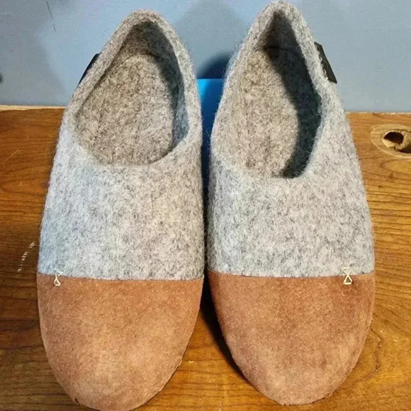 NWOT Bure Bure Felted Wool Beige WOOCAPS for‎ Men, Slippers, Sz. 11.5-12 main image 6